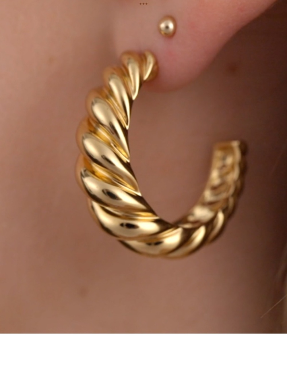 Mejuri large croissant good vermeil hoop earrings